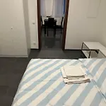Helle Und Moderne 2 Zimmerwohnung In Mönchengladbach-zentrum