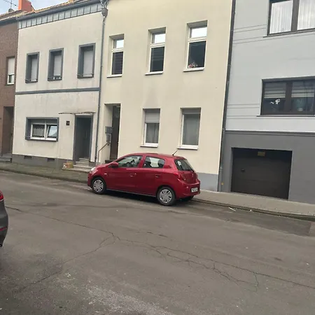 Helle Und Moderne 2 Zimmerwohnung In Moenchengladbach-zentrum Apartmán *