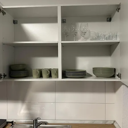 Helle Und Moderne 2 Zimmerwohnung In Moenchengladbach-zentrum Mönchengladbach