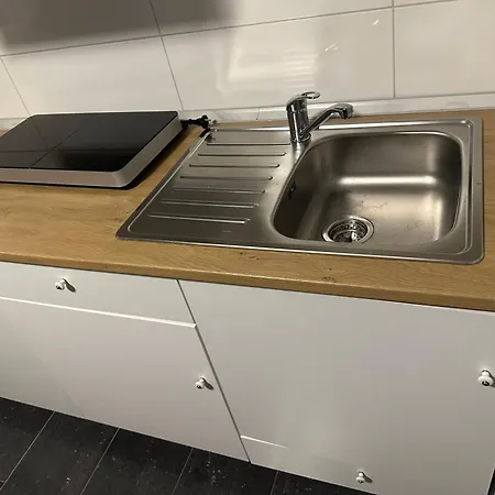 Helle Und Moderne 2 Zimmerwohnung In Moenchengladbach-zentrum Apartmán *