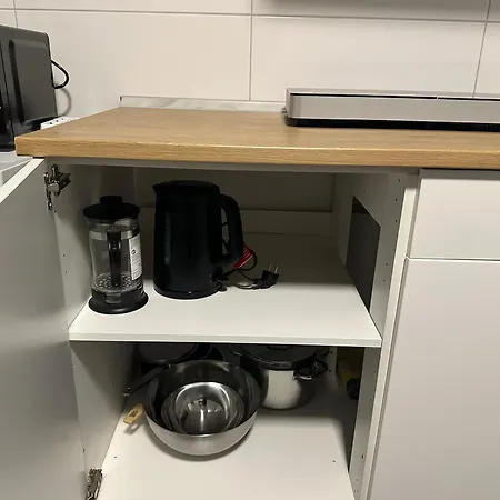 Helle Und Moderne 2 Zimmerwohnung In Moenchengladbach-zentrum Apartmán