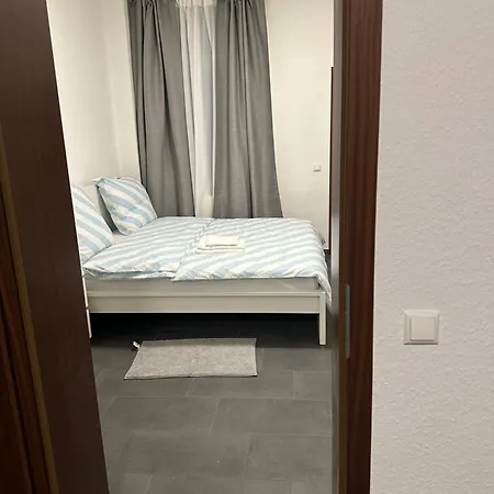 Apartmán Helle Und Moderne 2 Zimmerwohnung In Moenchengladbach-zentrum