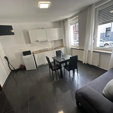 Helle Und Moderne 2 Zimmerwohnung In Moenchengladbach-zentrum Mönchengladbach