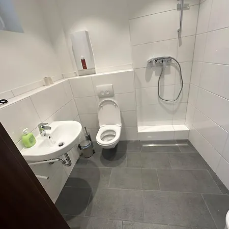 Helle Und Moderne 2 Zimmerwohnung In Moenchengladbach-zentrum * Mönchengladbach