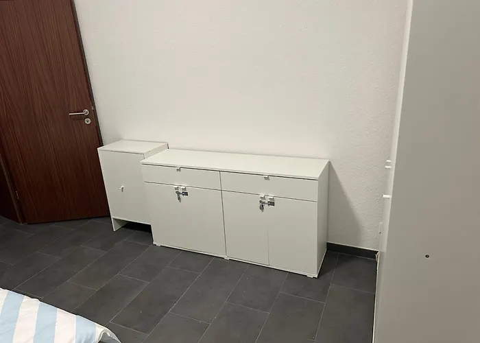 Helle Und Moderne 2 Zimmerwohnung In Moenchengladbach-zentrum Mönchengladbach