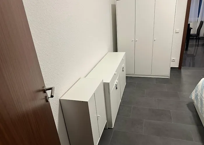 Lejlighed Helle Und Moderne 2 Zimmerwohnung In Moenchengladbach-zentrum Mönchengladbach