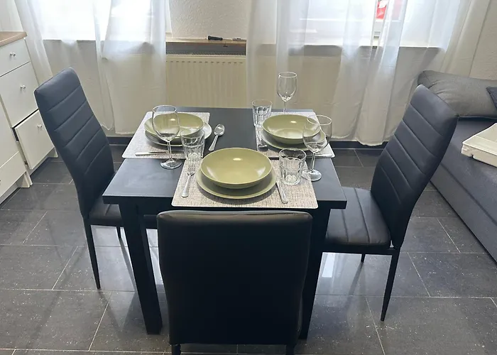 Helle Und Moderne 2 Zimmerwohnung In Moenchengladbach-zentrum Mönchengladbach