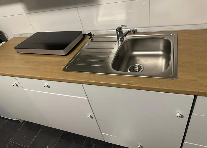 Helle Und Moderne 2 Zimmerwohnung In Moenchengladbach-zentrum Lejlighed *