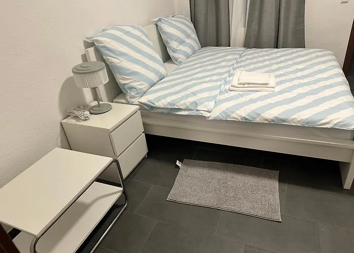 Helle Und Moderne 2 Zimmerwohnung In Moenchengladbach-zentrum Mönchengladbach