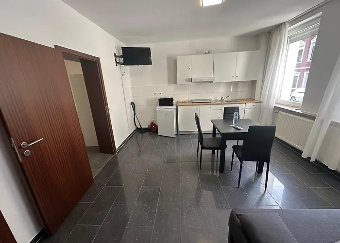 Helle Und Moderne 2 Zimmerwohnung In Moenchengladbach-zentrum Lejlighed