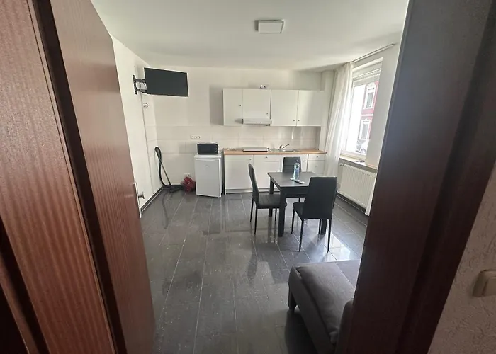 Helle Und Moderne 2 Zimmerwohnung In Moenchengladbach-zentrum